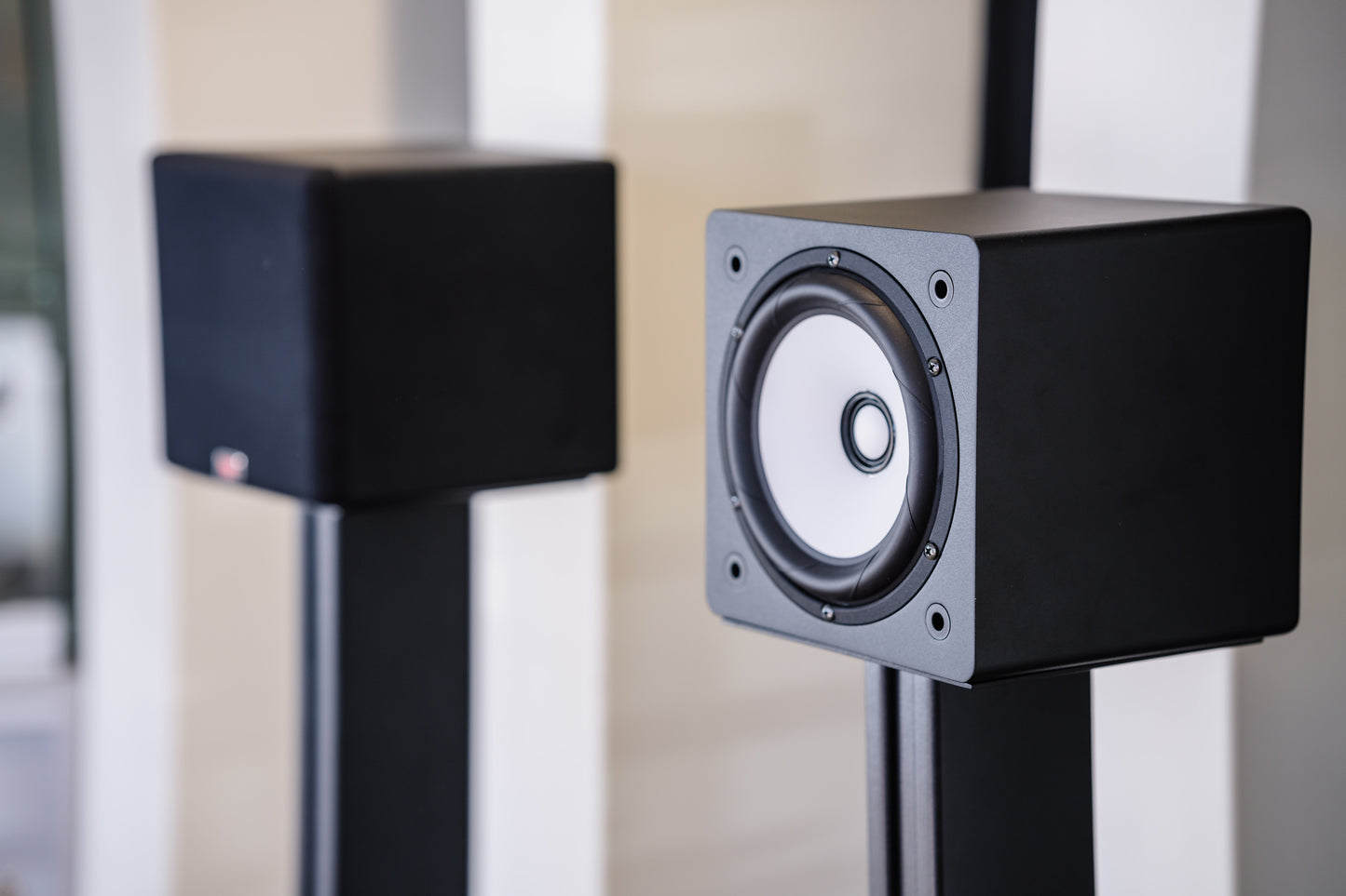 VAF Signature i90 SE Speaker (Each)