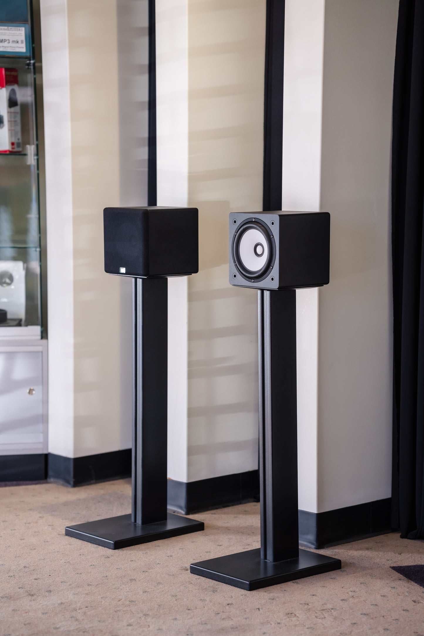 VAF Signature i90 SE Speaker (Each)